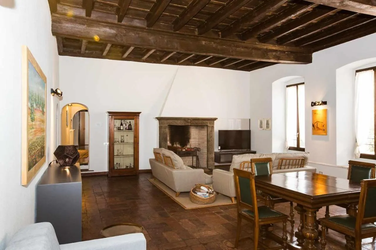Historical Apartment In The Center Of Gravedona - Larihome A02